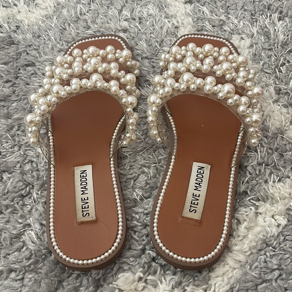 COPY - Steve Madden Sandals - Picture 2 of 4